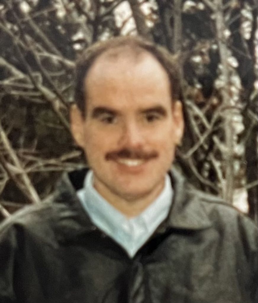 Thomas Roach Profile Photo