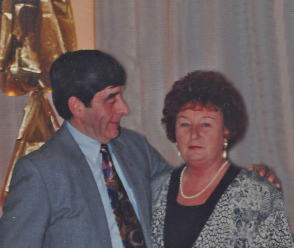 Joan (Cox)  Guardado