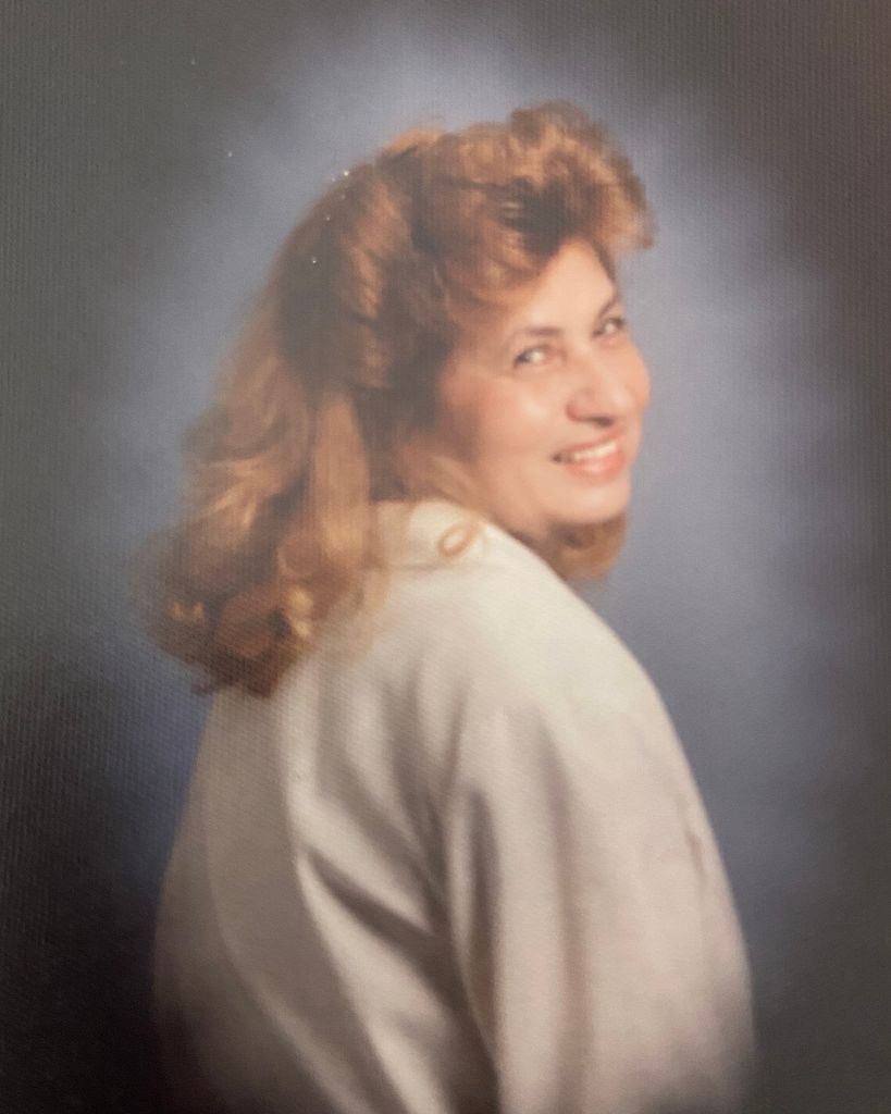 Carmen L Velarde