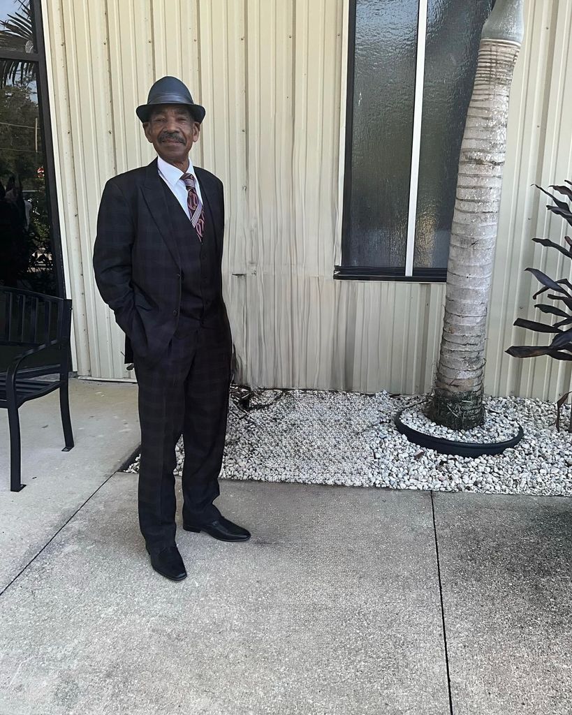 Willie D Wright Sr.