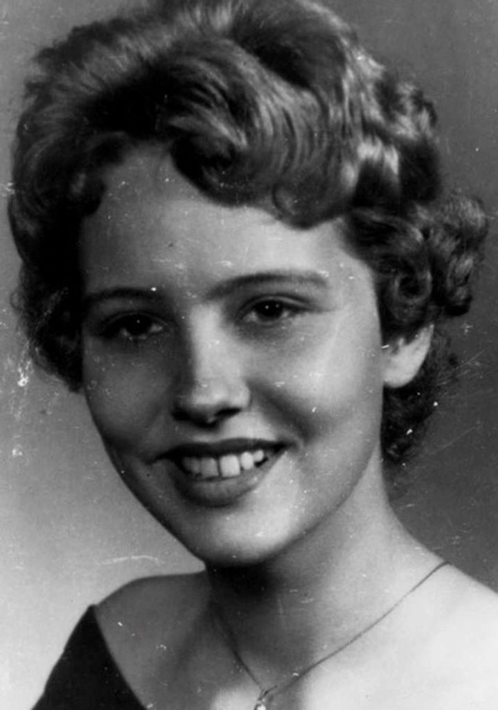 Carolyn Peppers Wright