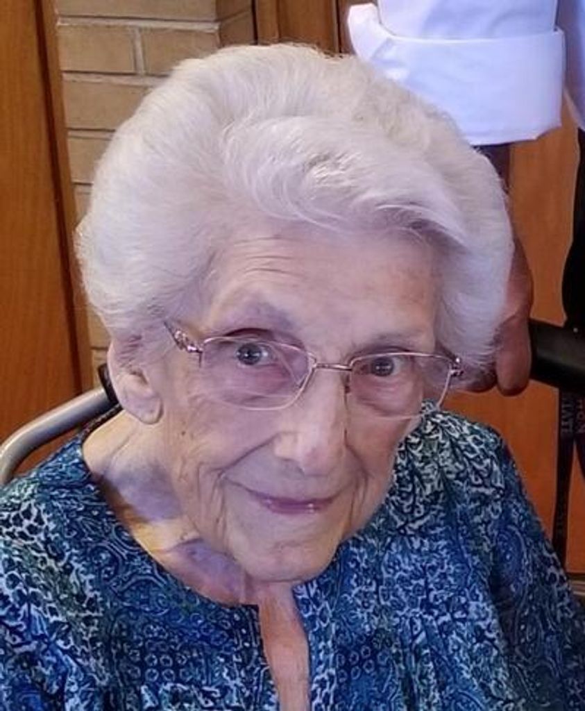 Lois E. Mckain Profile Photo