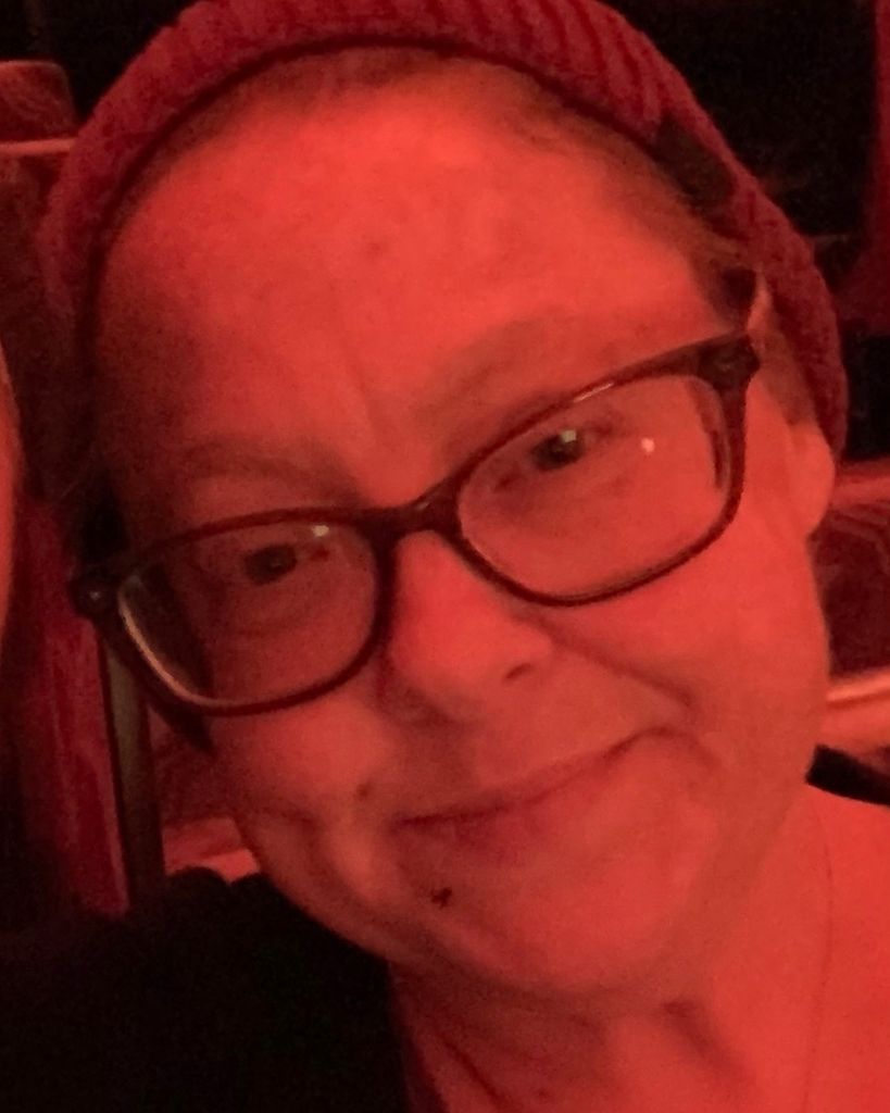 Robyn Anne Walka