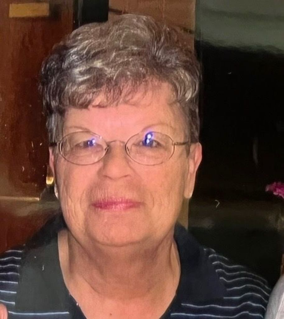 Joyce Elaine (Lucas)  Ballard