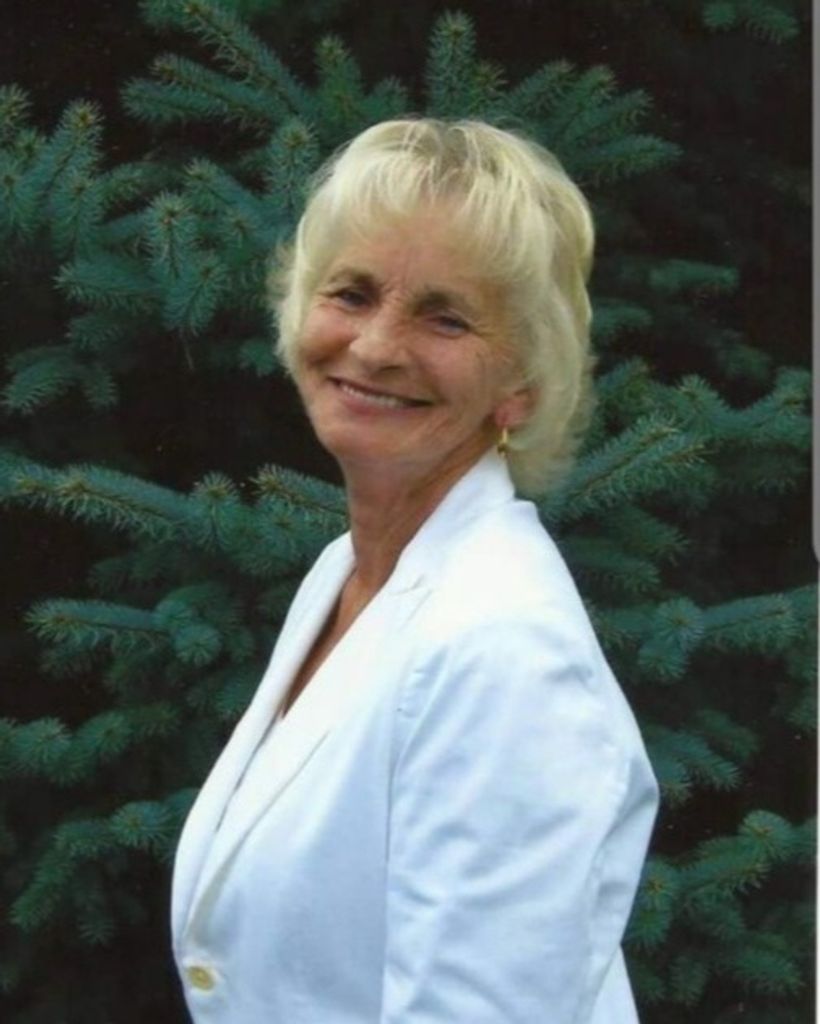 Dolores Ahrndt
