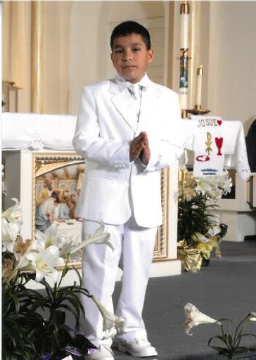 Josue Abraham Curiel photo gallery thumbnail 25 of 25