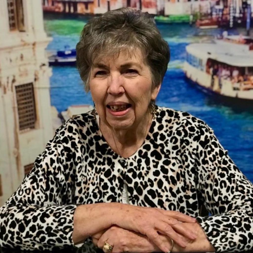 Shirley Lorene Farrell