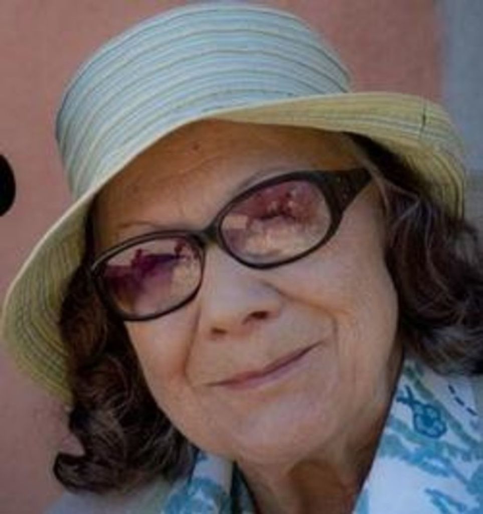 Yvonne Leatrice Martineau