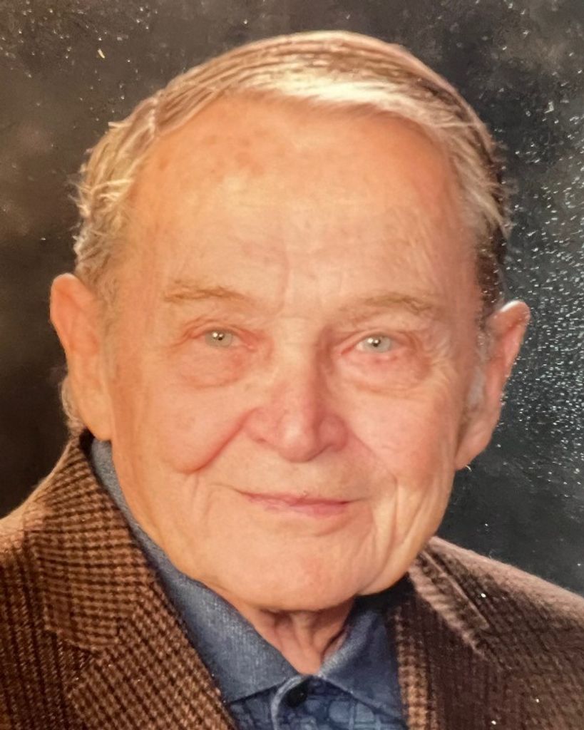 Michael William Lewis Profile Photo
