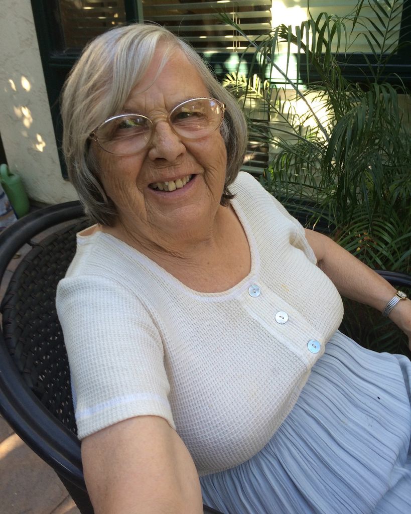 Joyce Leonard