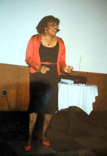 Aranna Mcbee photo gallery thumbnail 9 of 101