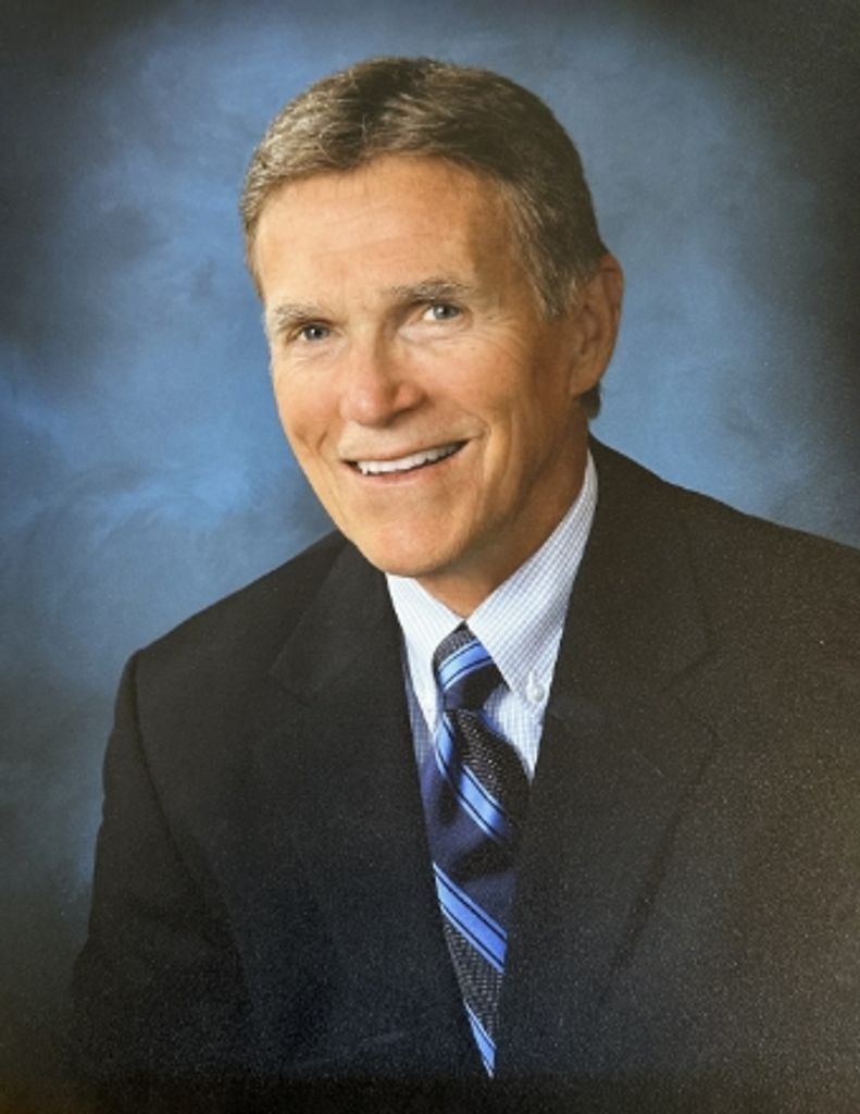 Frank Lamont Davis Profile Photo