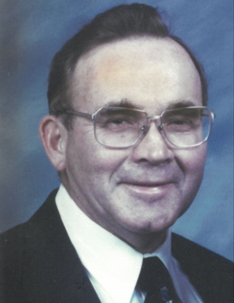 Kermit David Veum Profile Photo