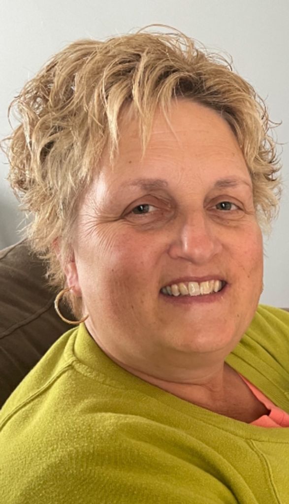 Michel M. (Cirillo)  Hohenbery