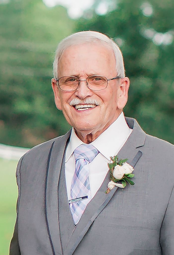 Stewart Dennis Fox Profile Photo