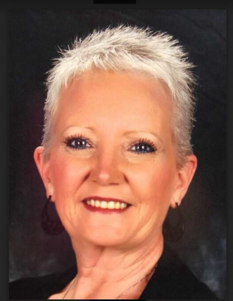 Carol L. (Lee)  Glover