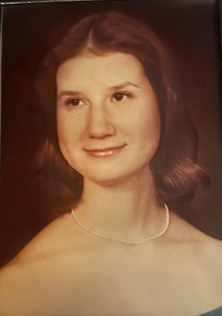 Sandra Lynne Cheek Cash Profile Photo