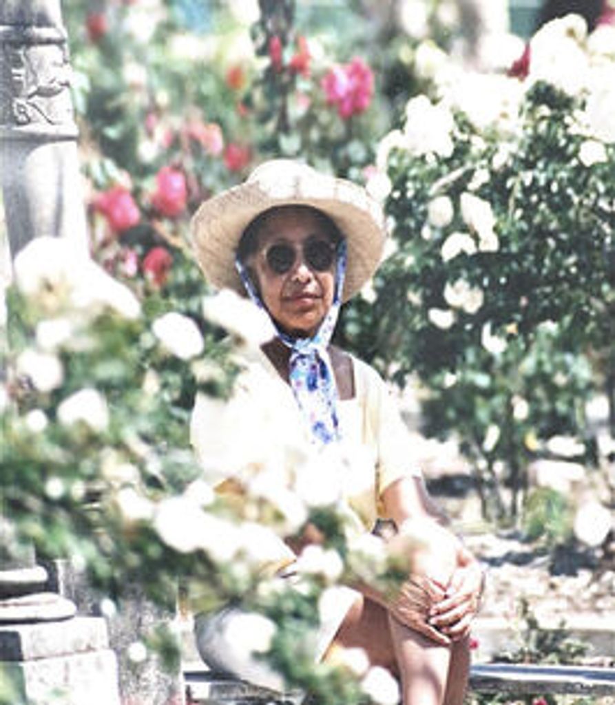 Juanita Castro Profile Photo