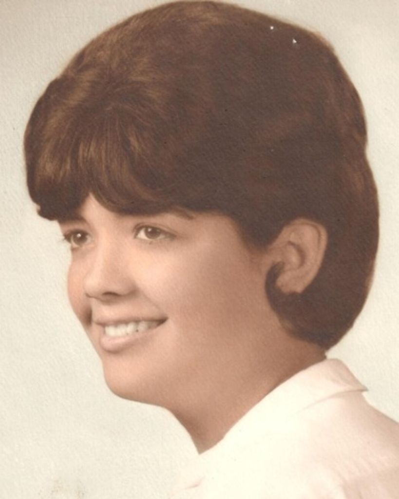 Eileen Louise Shamenek