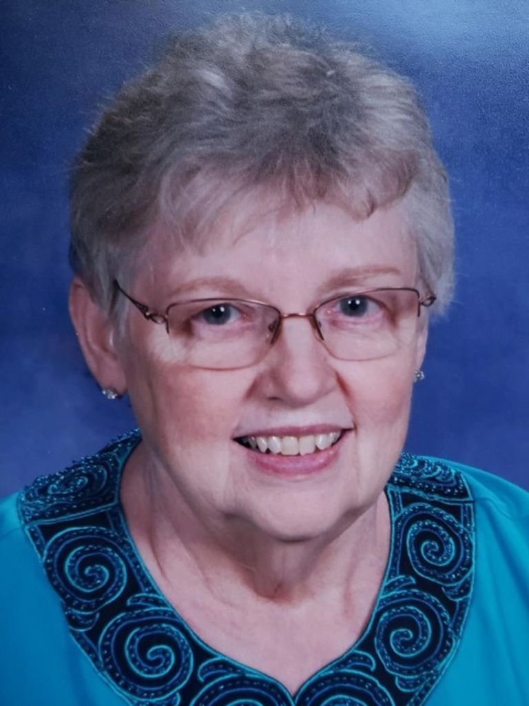 Janet E (Kirsch)  Dimodica