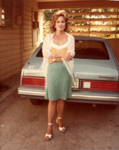 Linda Carol Smith photo gallery thumbnail 13 of 40
