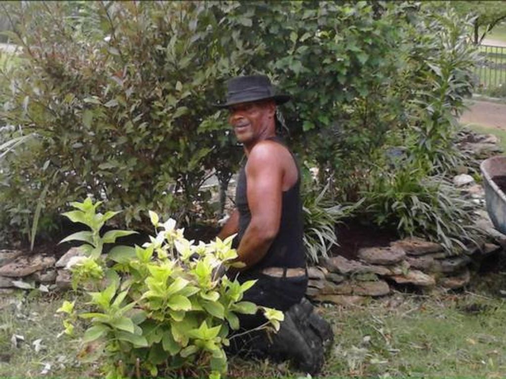 Raymon Earl Clay-Carter Profile Photo