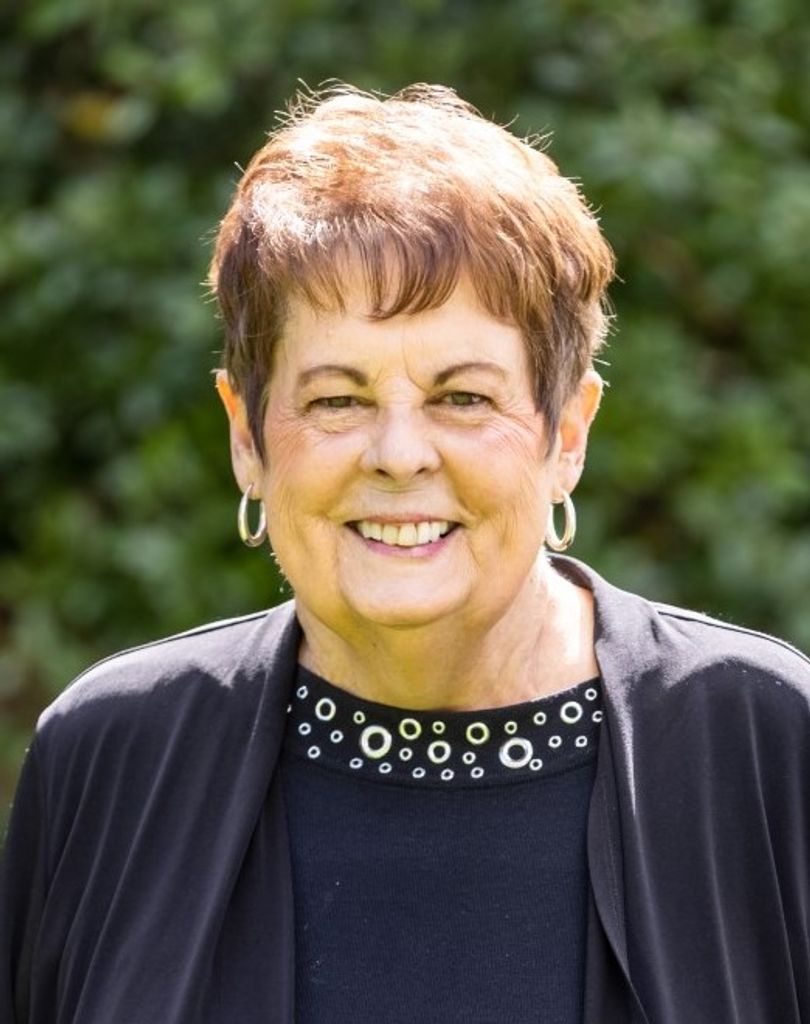 Mary  Jane Mcglennen Profile Photo