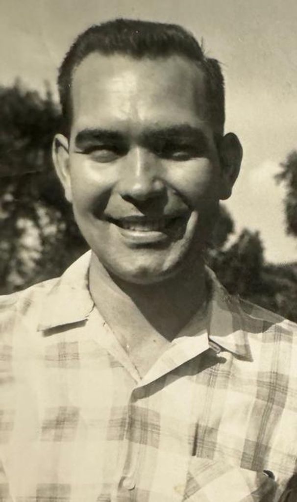 Charles M Davis Profile Photo