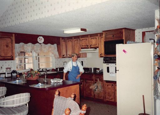 Alice Thompson Benton photo gallery thumbnail 19 of 42