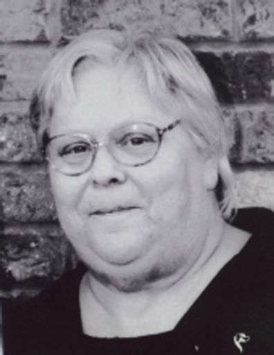 Suzanne Marie Spears Profile Photo