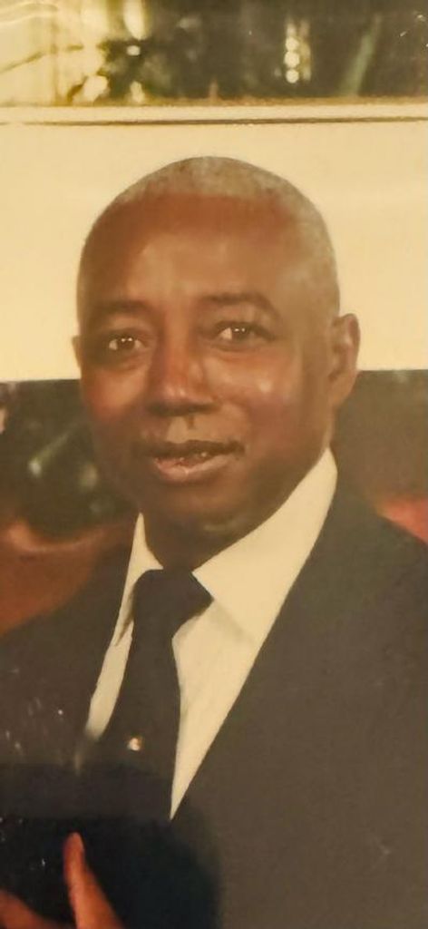 Robert Lee Ford Profile Photo