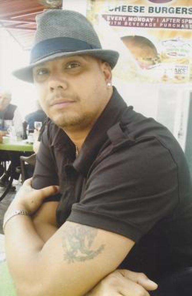 Santiago  Salgado Jr.