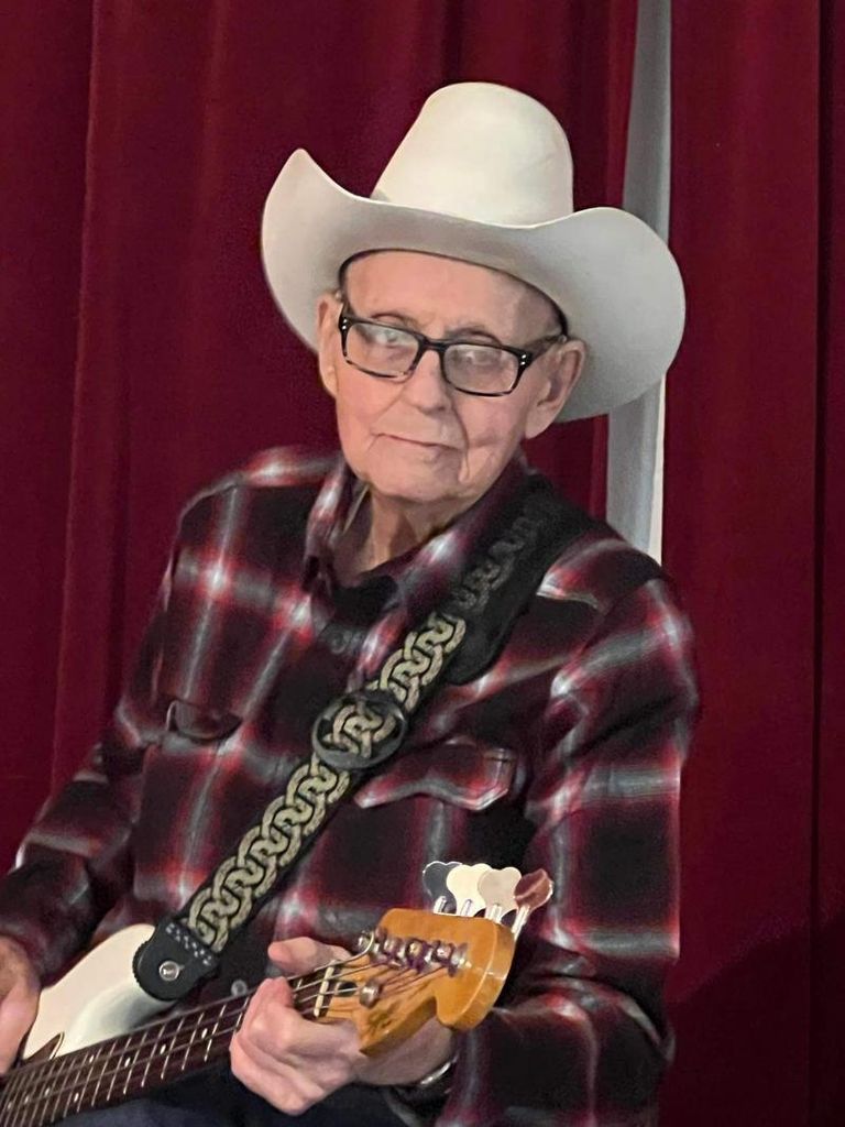 Clair "Dudley" Owen Thompson Profile Photo