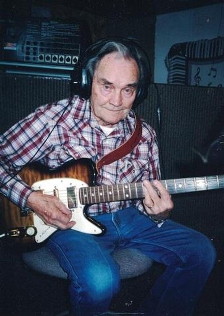 Lyle J. Instness Profile Photo