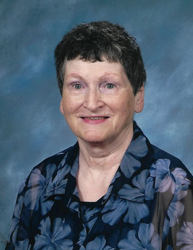 Betty (Holmes) Lueken Profile Photo