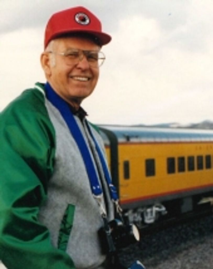 Morris  Walter Gullickson