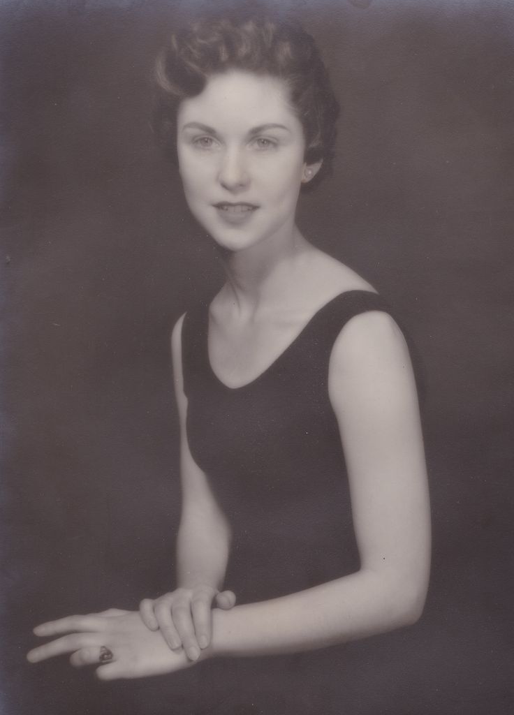Regina (Jean) Hauck Hennessy