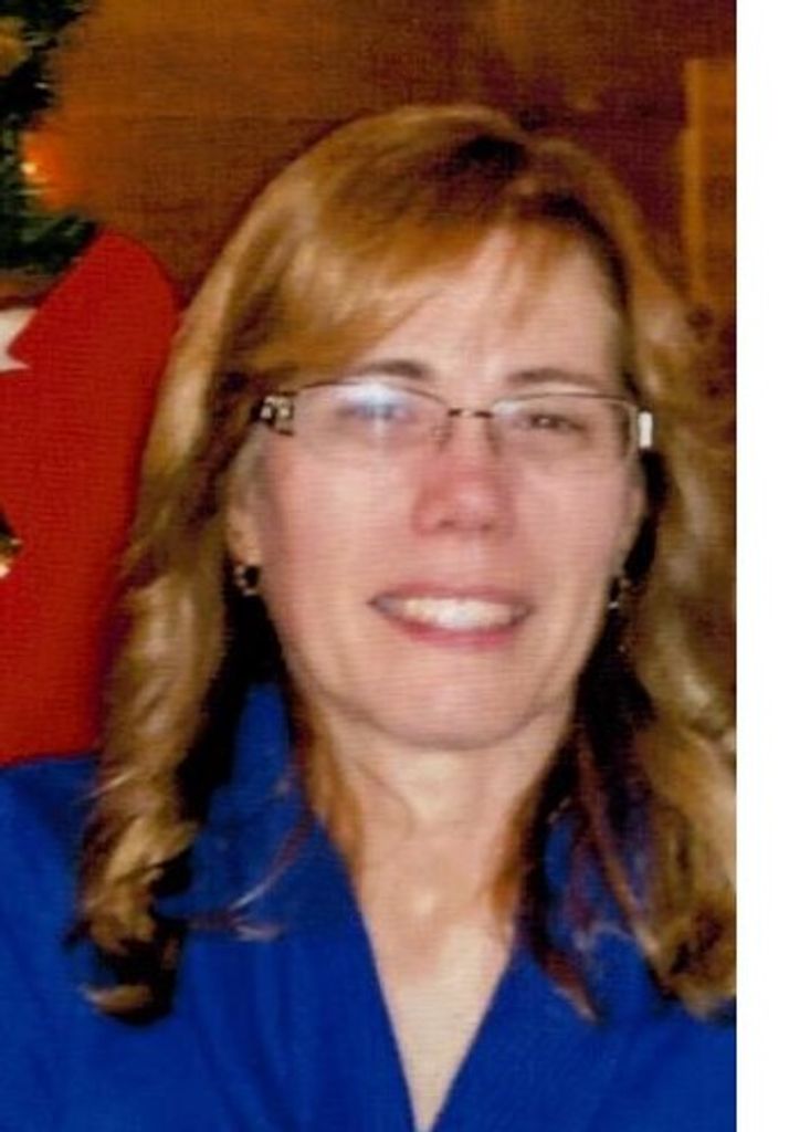 Dorothy Dori Doucet