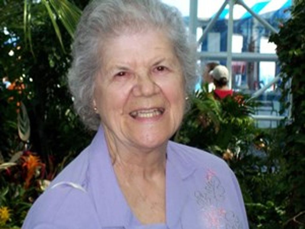 Helen (Freitik) Mantooth