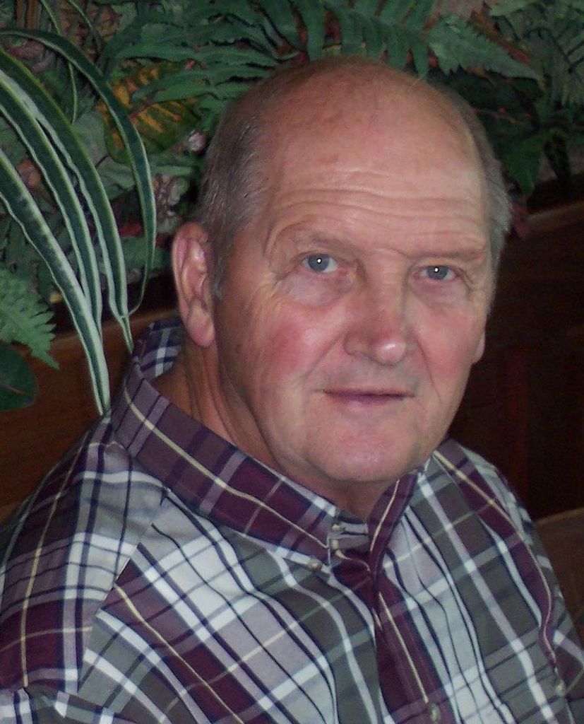 Michael J Bell Profile Photo