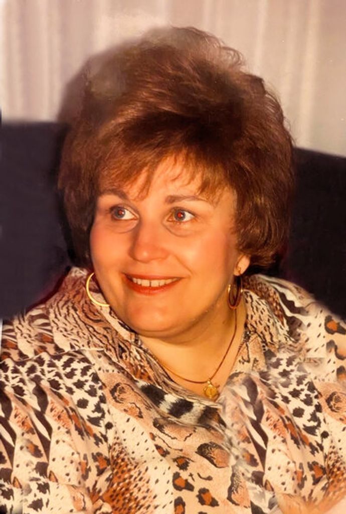 Mary Ellen Levine Profile Photo