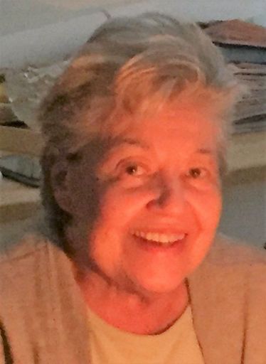 Carmen Decoro Profile Photo