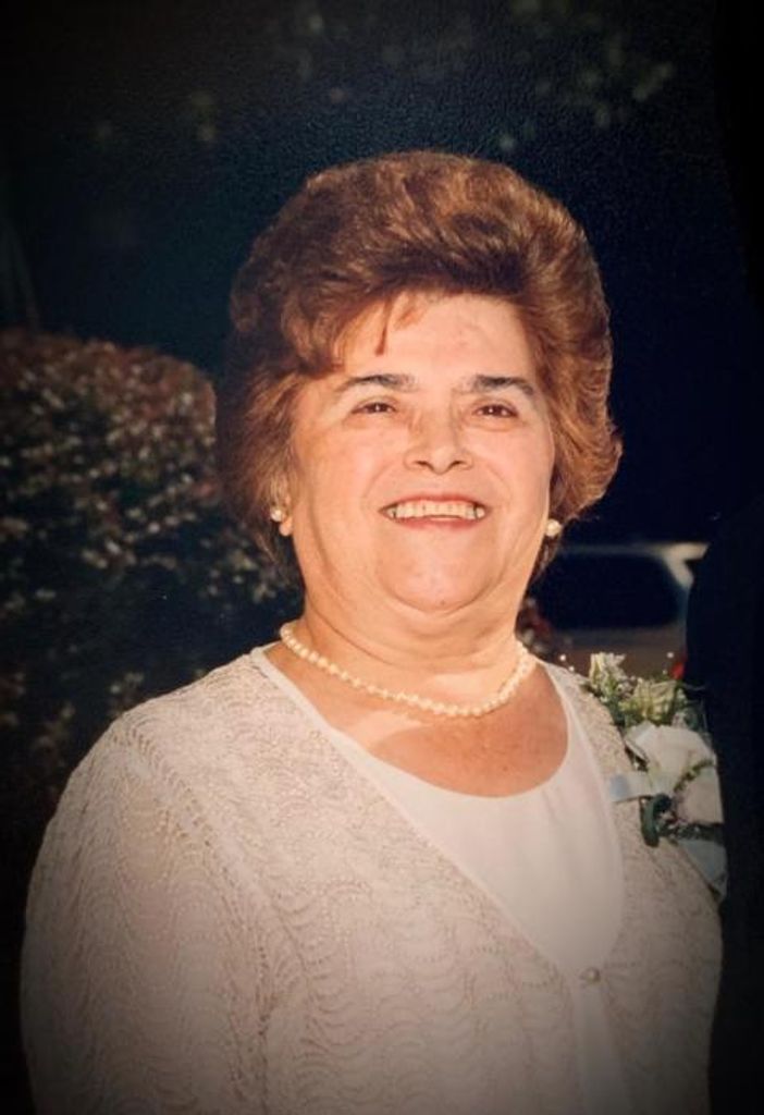 Effie (Nee: Patouhas)  Rokas Profile Photo