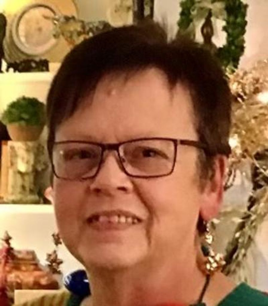 Suzanne Ayers Profile Photo