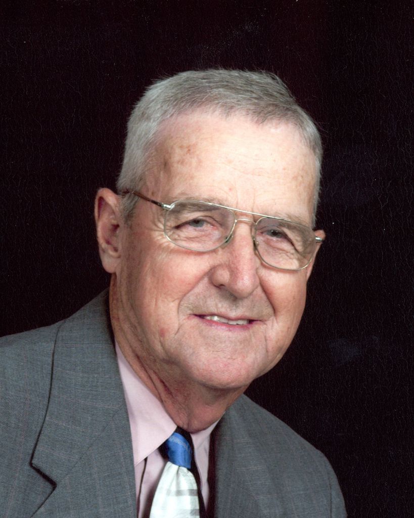 Robert Lewis Cook Profile Photo
