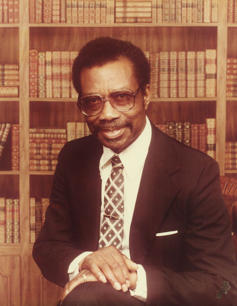 Hollis Allen