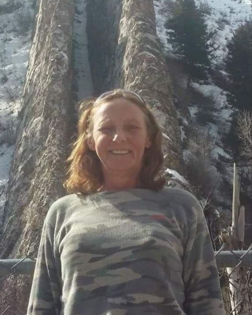 Mary Elizabeth Suiter