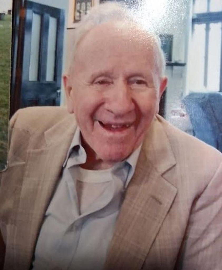 Leo Casavant Profile Photo