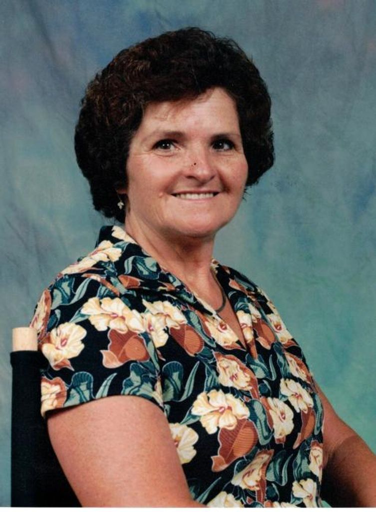 Paula Fraley-Hallowell