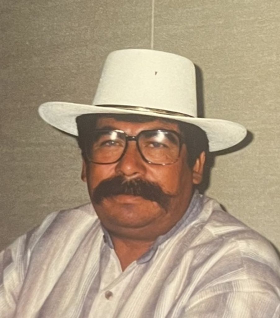 Luis Macias Mendoza Profile Photo